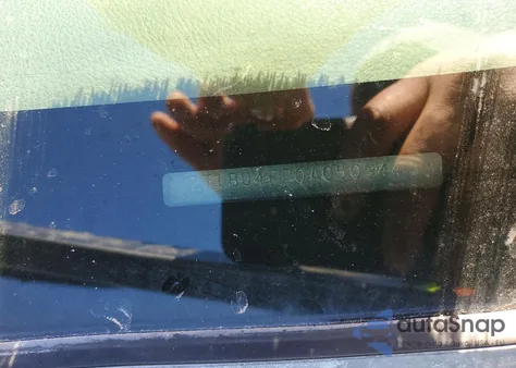 2010 Toyota Corolla Le z USA, uszkodzony, nr VIN 2T1BU4EE0AC509442